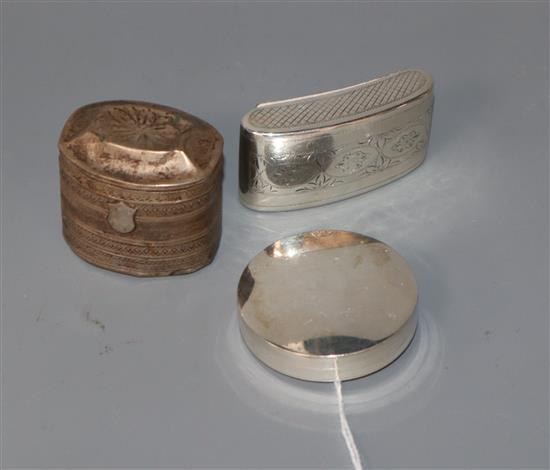 A George III silver snuff box, Cocks & Bettridge, Birmingham, 1808 a Dutch snuff box and a silver pill box (3)